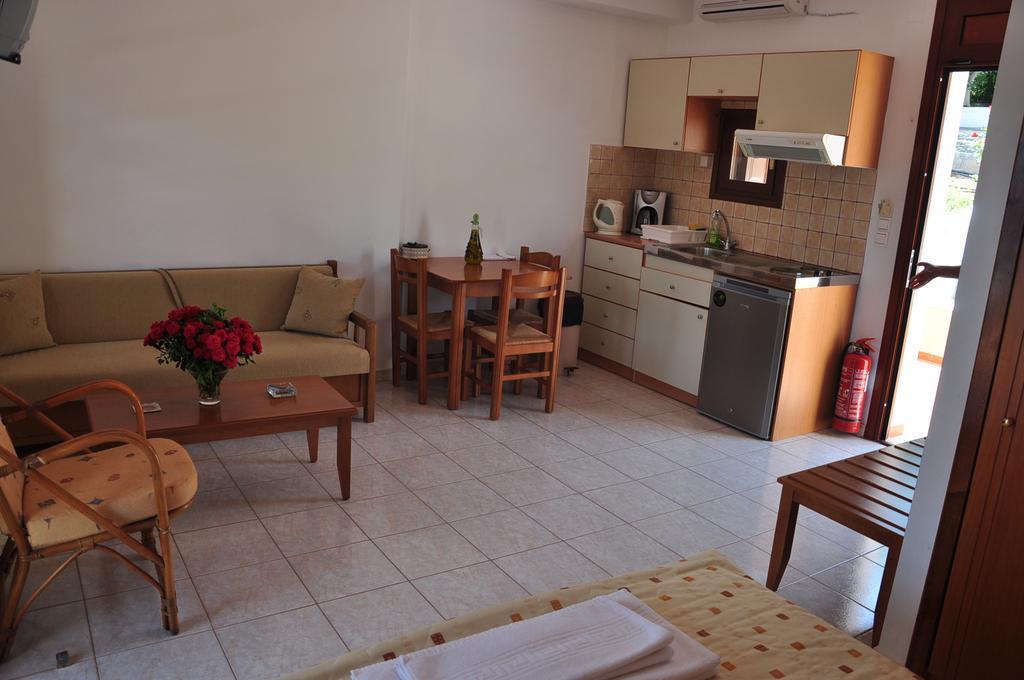 Kato Zakros Palace Apartments Екстериор снимка