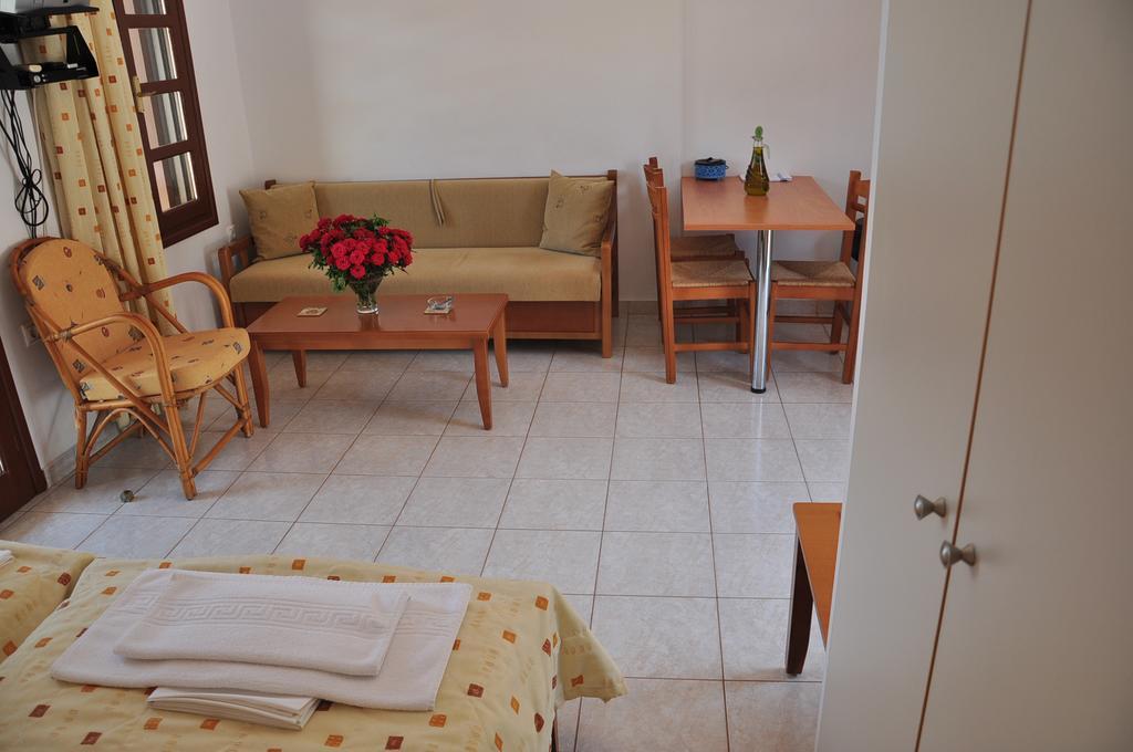 Kato Zakros Palace Apartments Екстериор снимка